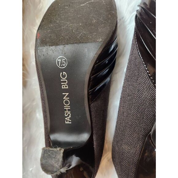 Fashion Bug Womens Size 7.5 Brown Fabric Slip On 3" Heel Pump - Picture 8 of 8